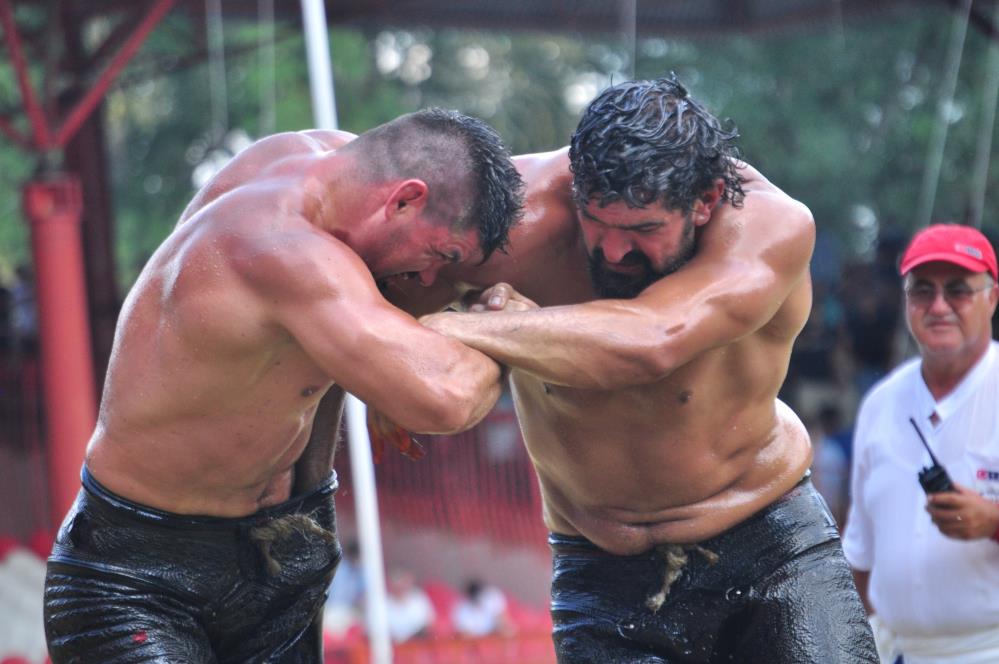 Kırkpınar’da finale çıkan İsmail Koç Kimdir, Kaç Yaşında Boyu Kaç?